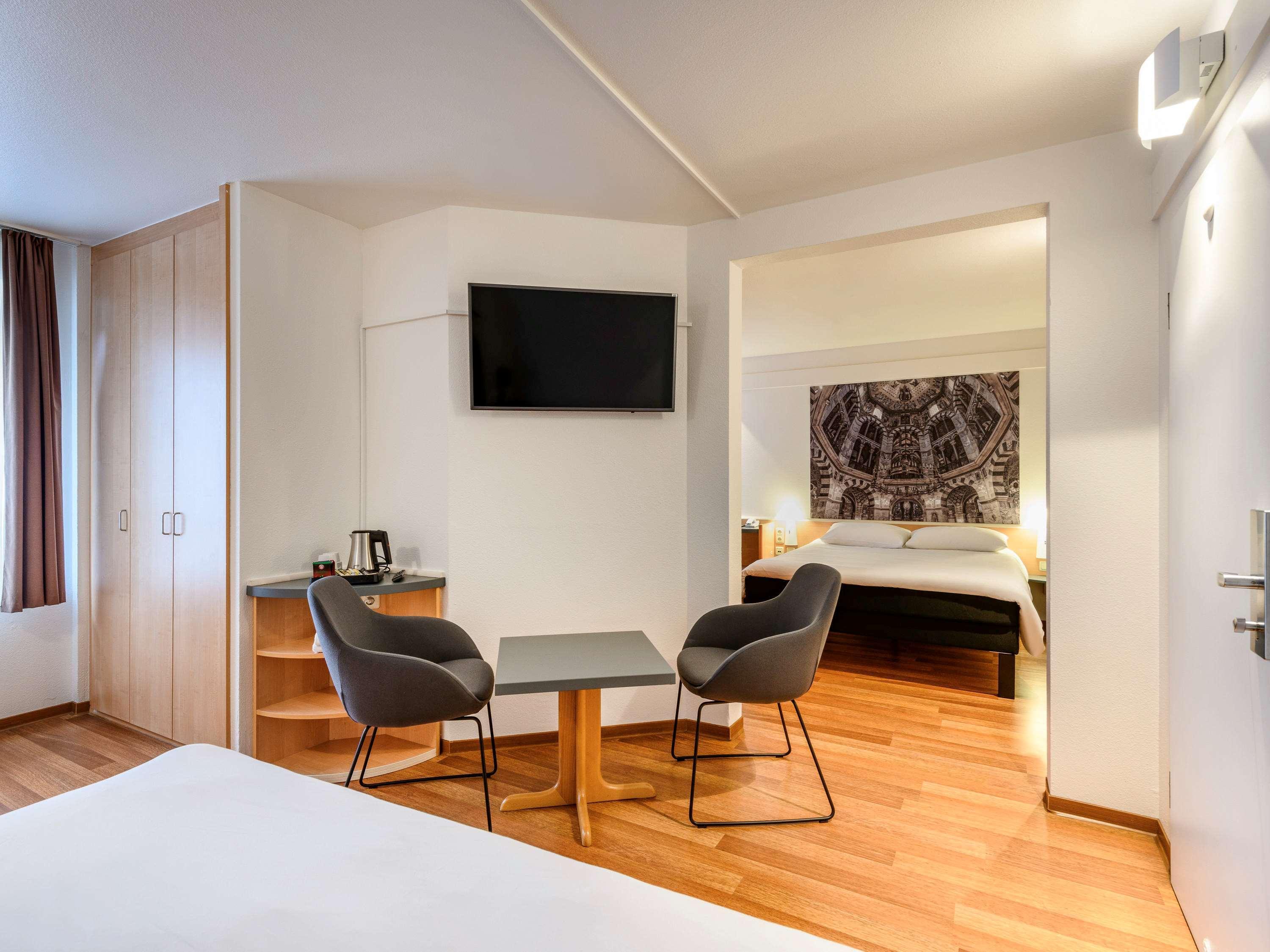 B&B Hotel Aachen-Hbf Exteriör bild