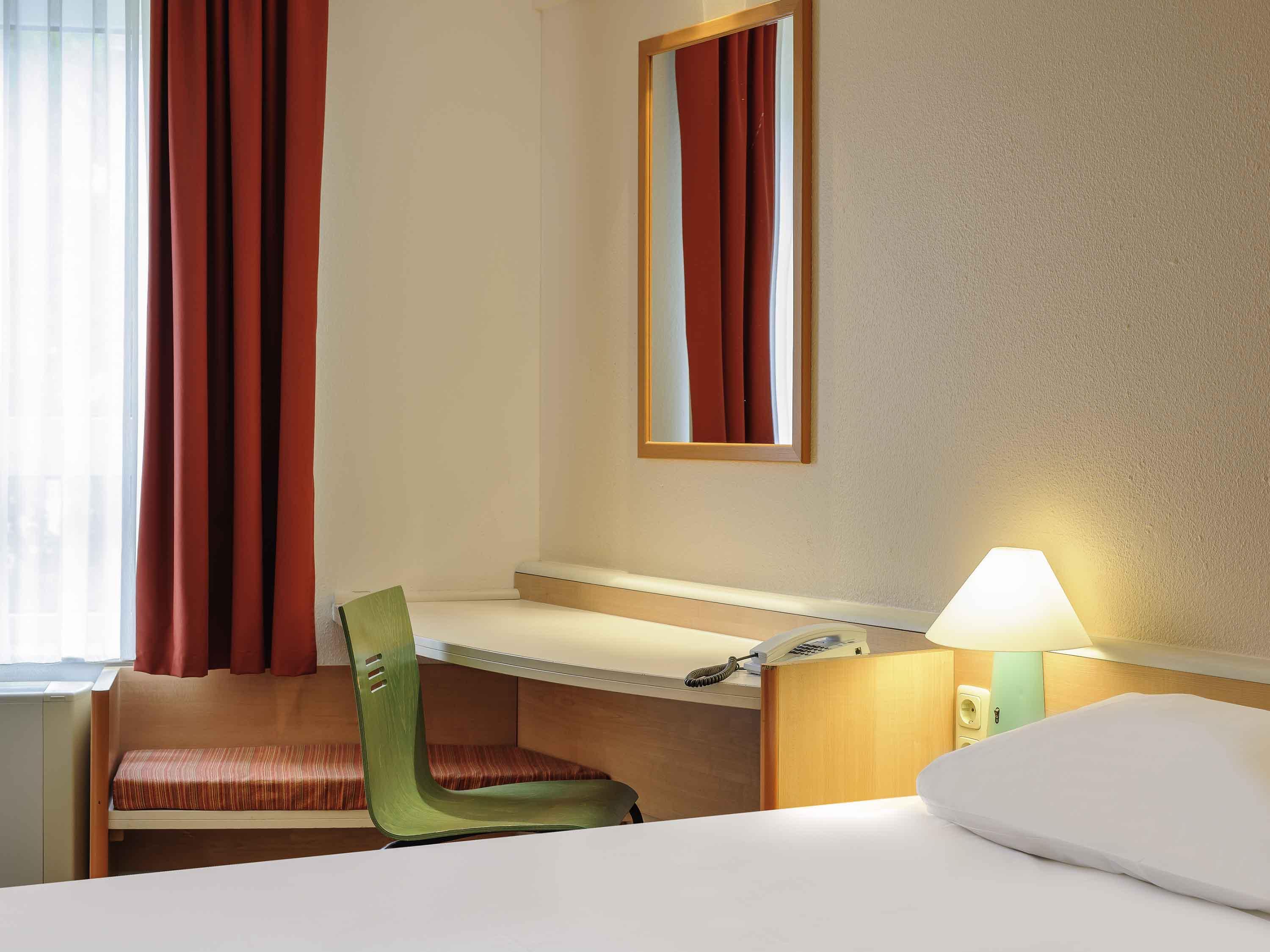 B&B Hotel Aachen-Hbf Exteriör bild