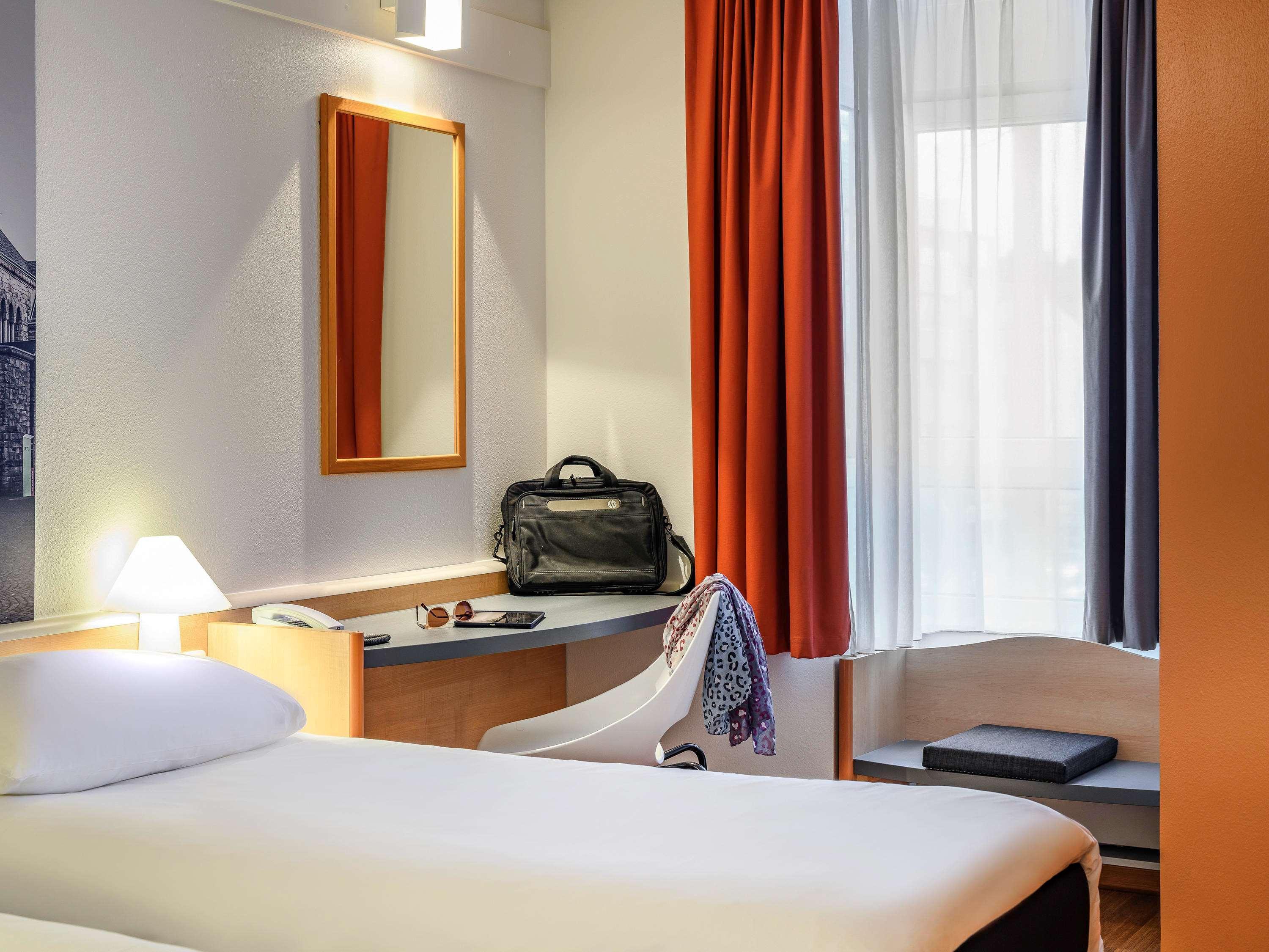 B&B Hotel Aachen-Hbf Exteriör bild