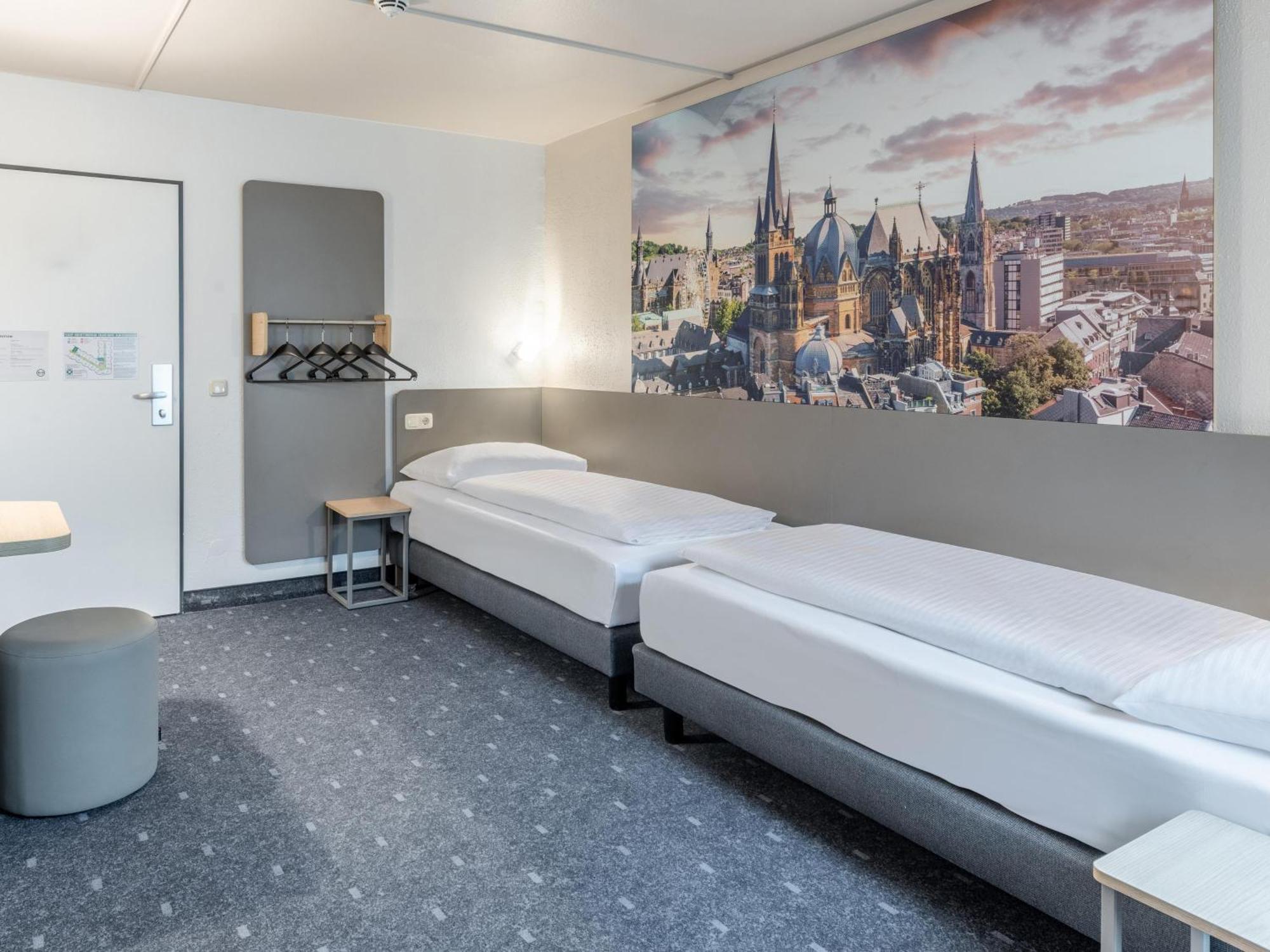 B&B Hotel Aachen-Hbf Exteriör bild