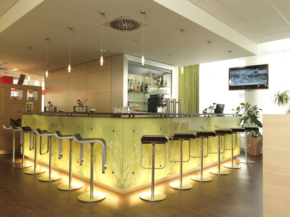 B&B Hotel Aachen-Hbf Exteriör bild